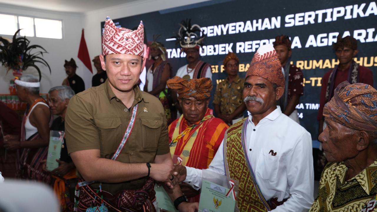 Saat AHY Akhiri Penantian 25 Tahun Eks Pejuang Timor Timur atas Hak Tanah dan Hunian Layak
