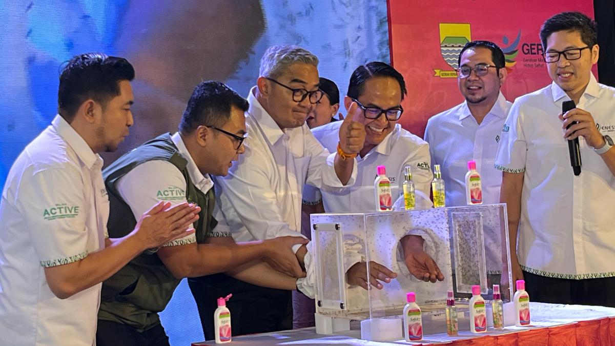 Enesis Group dan Pemkot Bandung Luncurkan Program “Bebas Nyamuk, Keluarga Sehat &amp; Bebas DBD”