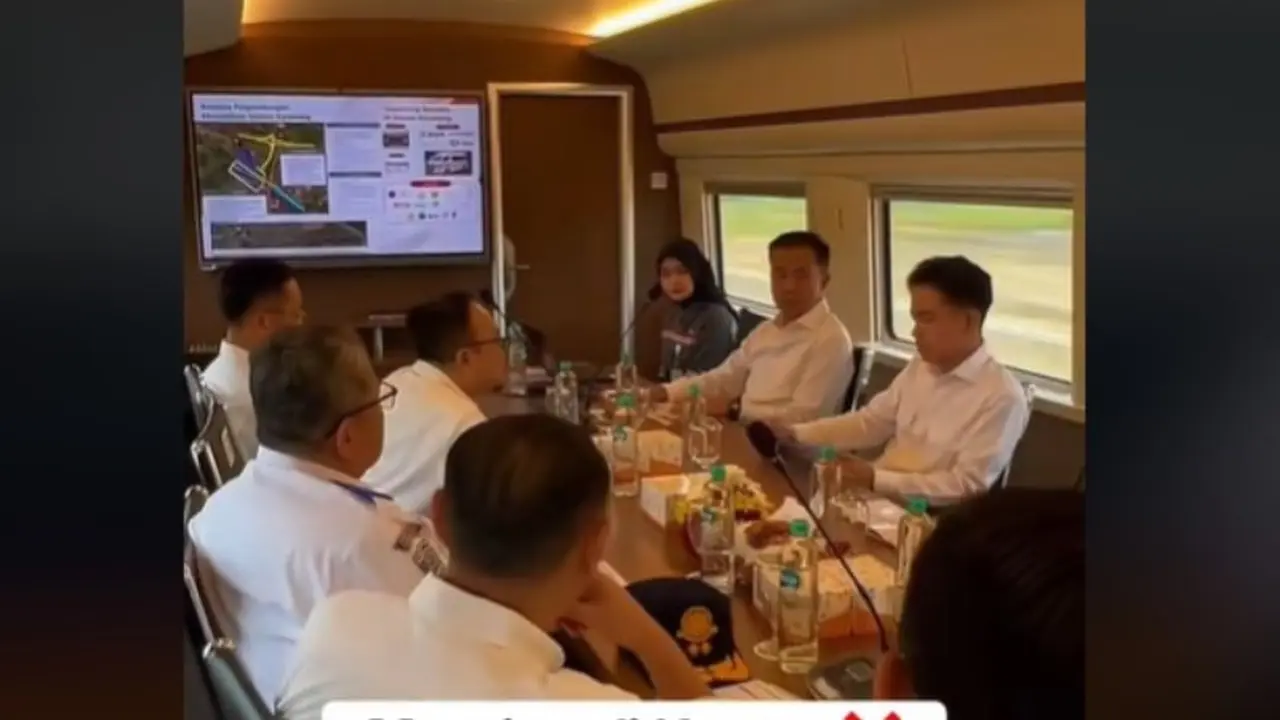 Gibran Rakabuming Gelar Rapat di Kereta Cepat Whoosh, Durasinya Jadi Sorotan Warganet. foto: TikTok @gibran_rakabuming