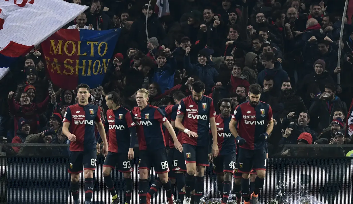 3. Genoa FC - Memang nama Genoa FC tak terdengar asing oleh penikmat sepak bola Italia, terlebih dunia. Namun Genoa FC pernah merasakan kejayaan pada era 1989-1924. (AFP/Miguel Medina)
