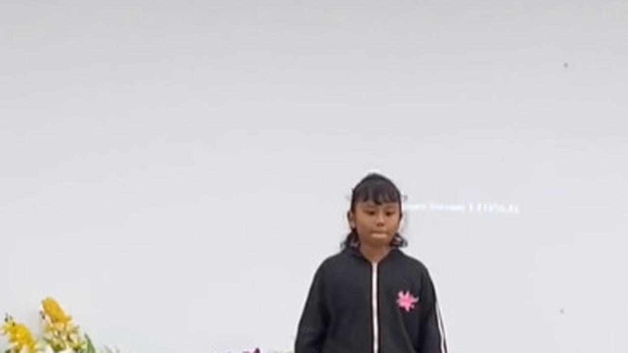 Momen Siswi SD Ceritakan Kisah Sedihnya Ditinggal Sang Ibunda, Warganet Salut dengan Ketegarannya