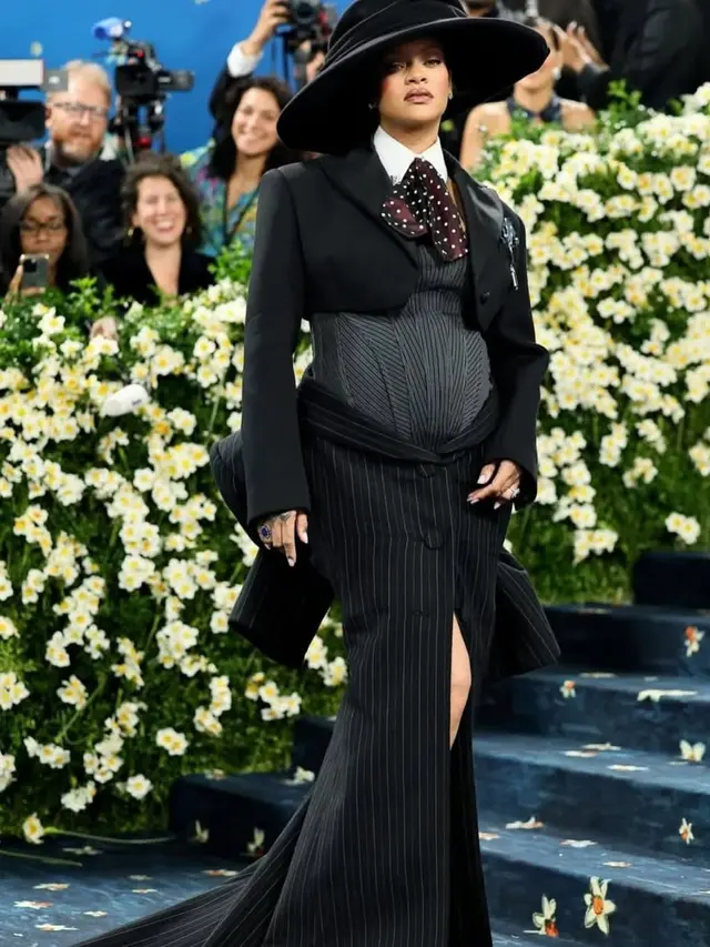 6 Gaya Memukau Artis yang Comeback di Met Gala 2025, Ada Katy Perry, Rose BLACKPINK, hingga Rihanna