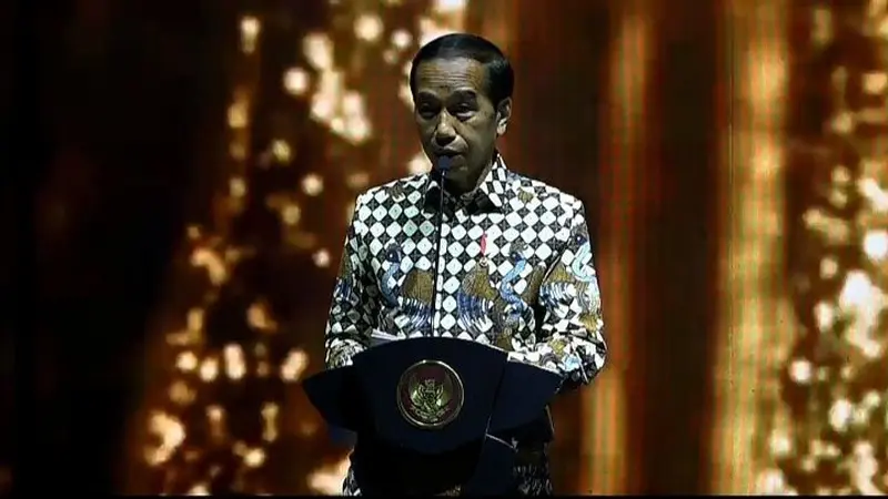 Presiden RI Joko Widodo (Jokowi) dalam peringatan HUT ke-50 tahun HIPMI, Jumat (10/6/2022).