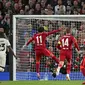 Penalti pemain Liverpool Mohamed Salah digagalkan oleh kiper AC Milan Mike Maignan pada pertandingan Grup B Liga Champions di Anfield, Liverpool, Inggris, Rabu (15/9/2021). Liverpool menang 3-2. (AP Photo/Rui Vieira)