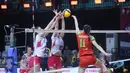 Jakarta Livin' Mandiri membuka peluang lolos babak final four Proliga 2026 usai menumbangkan pemuncak klasemen, Jakarta Pertamina Enduro (JPE) 3-1 (25-12, 25-20, 15-25, 25-20). (Dok. PBVSI)