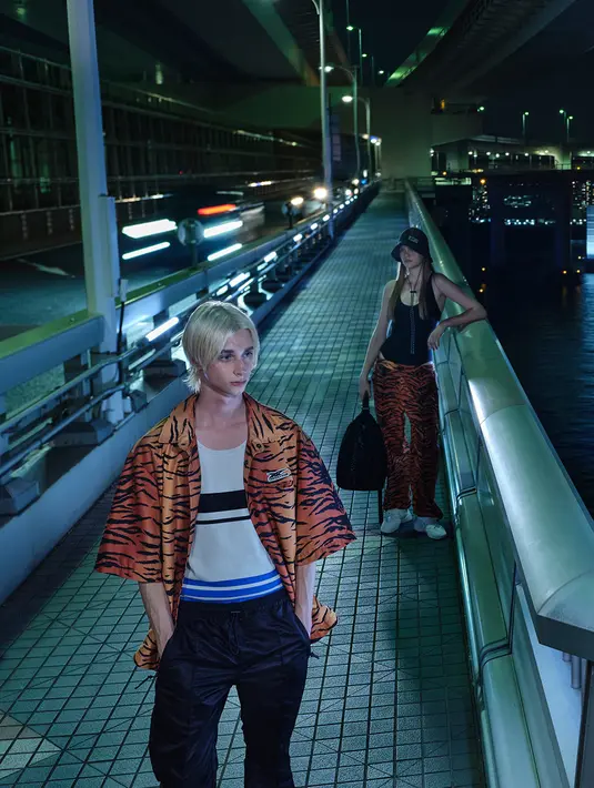 Ada juga WS Top, Skirt, dan Dress untuk kamu yang gemar tampil kasual dalam warna oranye dan hitam. Middle Socks dihadirkan dalam dua pilihan warna, yaitu oranye dan putih. Foto: Document/Onitsuka Tiger.