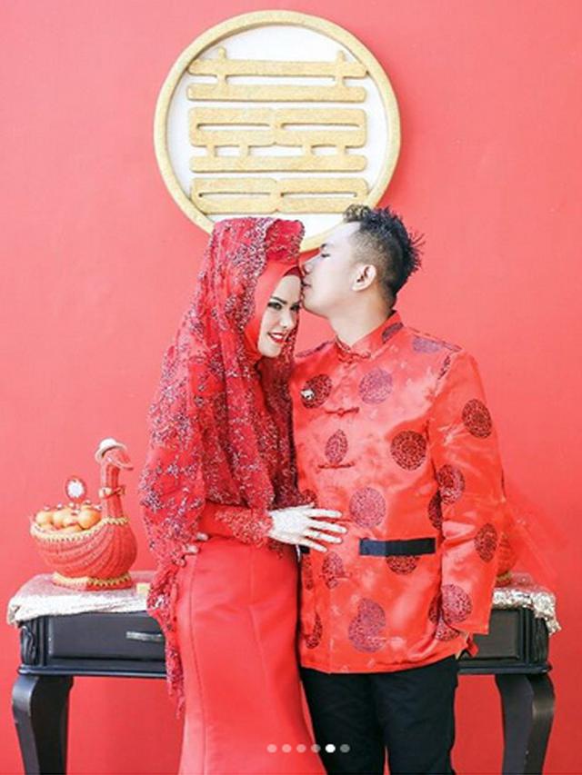 [Bintang] Vicky Prasetyo dan Angel Lelga