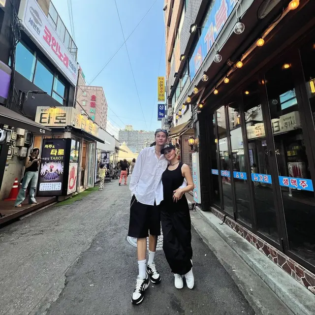 6 Gaya Artis Liburan Akhir Tahun Bareng Pacar ke Luar Negeri, Agnez Mo, Cinta Laura,  hingga Mahalini