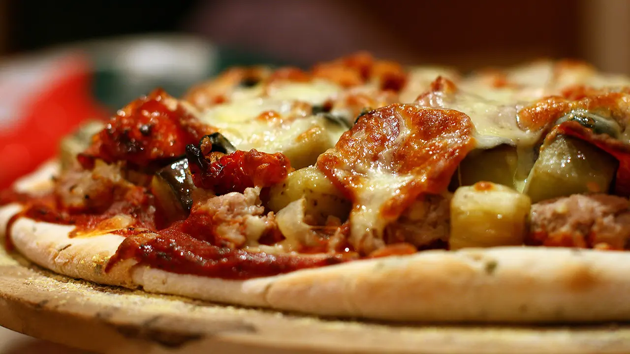 WAH! Bikin Pizza Bisa di Panci Kamu, Lho! 