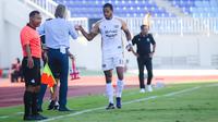 Dewa United berhasil meraih kemenangan keduanya di BRI Super League 2025/2026 di Stadion Kanjuruhan, Kabupaten Malang, Sabtu (13/9/2025), Dewa United menang 2-1 atas Arema FC. (Bola.com/Iwan Setiawan)