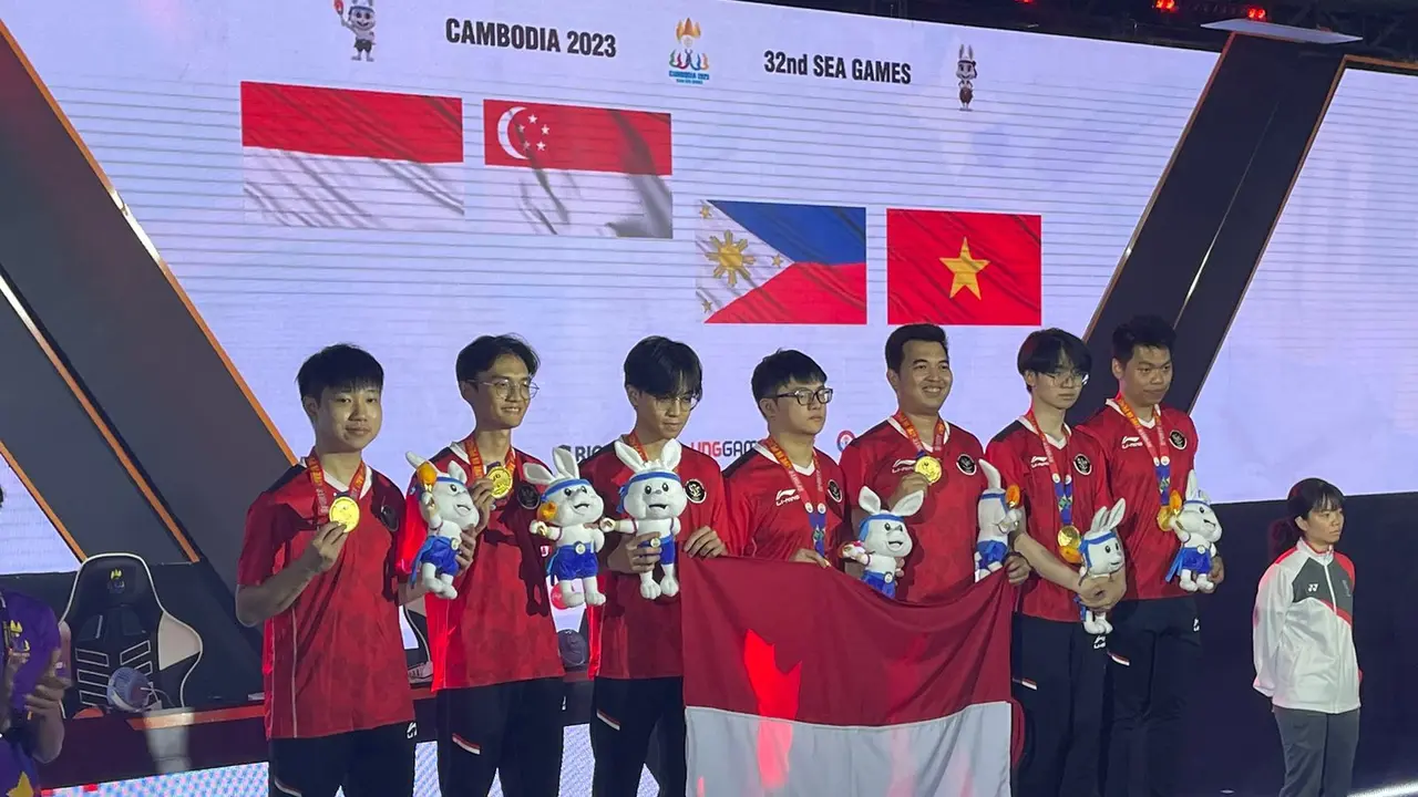 Timnas Valorant Indonesia bersama Singapura meraih medali emas di SEA Games 2023 Kamboja (PBESI)