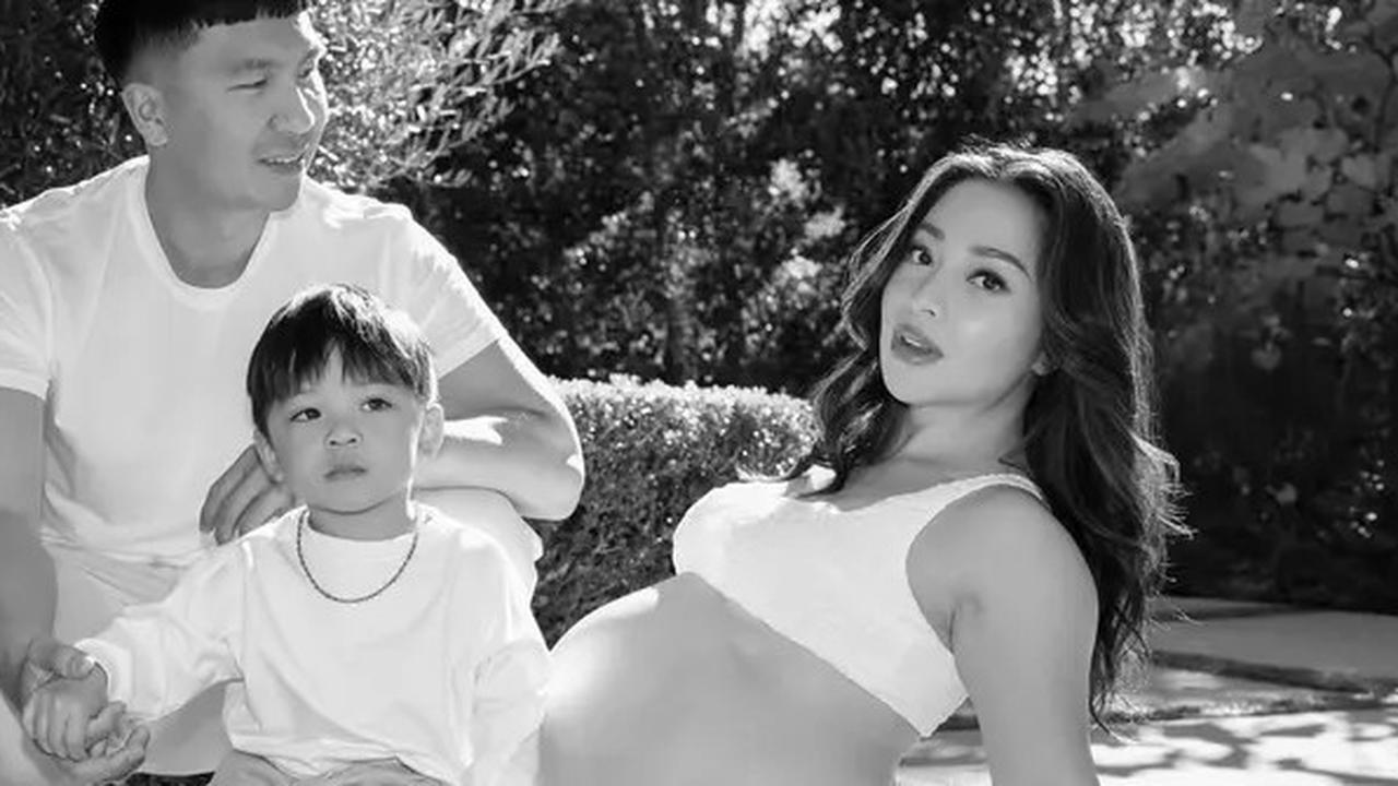 6 Potret Maternity Shoot Nikita Willy di Luar Negeri, Tampak Makin Glowing, Elegan dengan Crop Top dan Baju Transparan