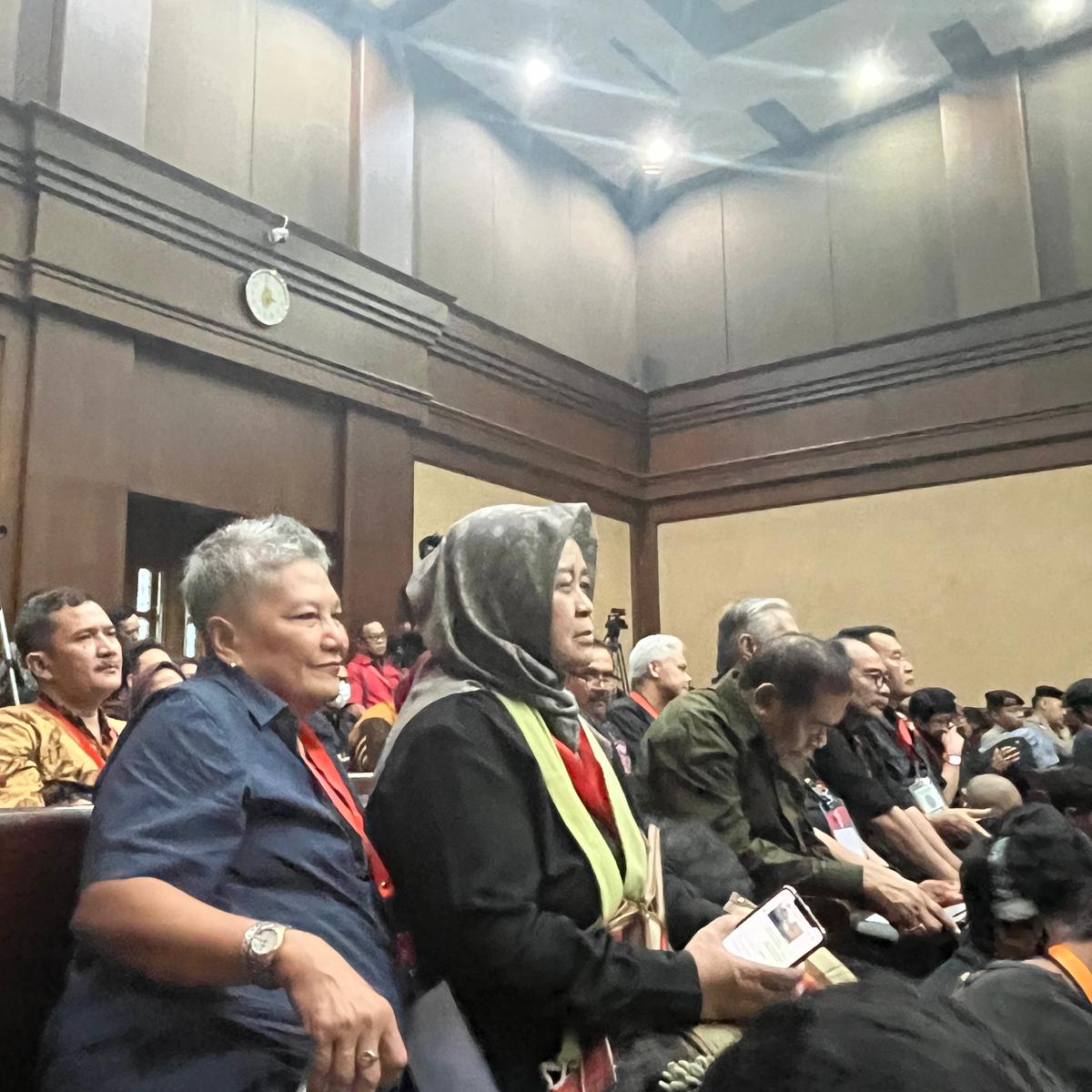 suasana sidang vonis hasto
