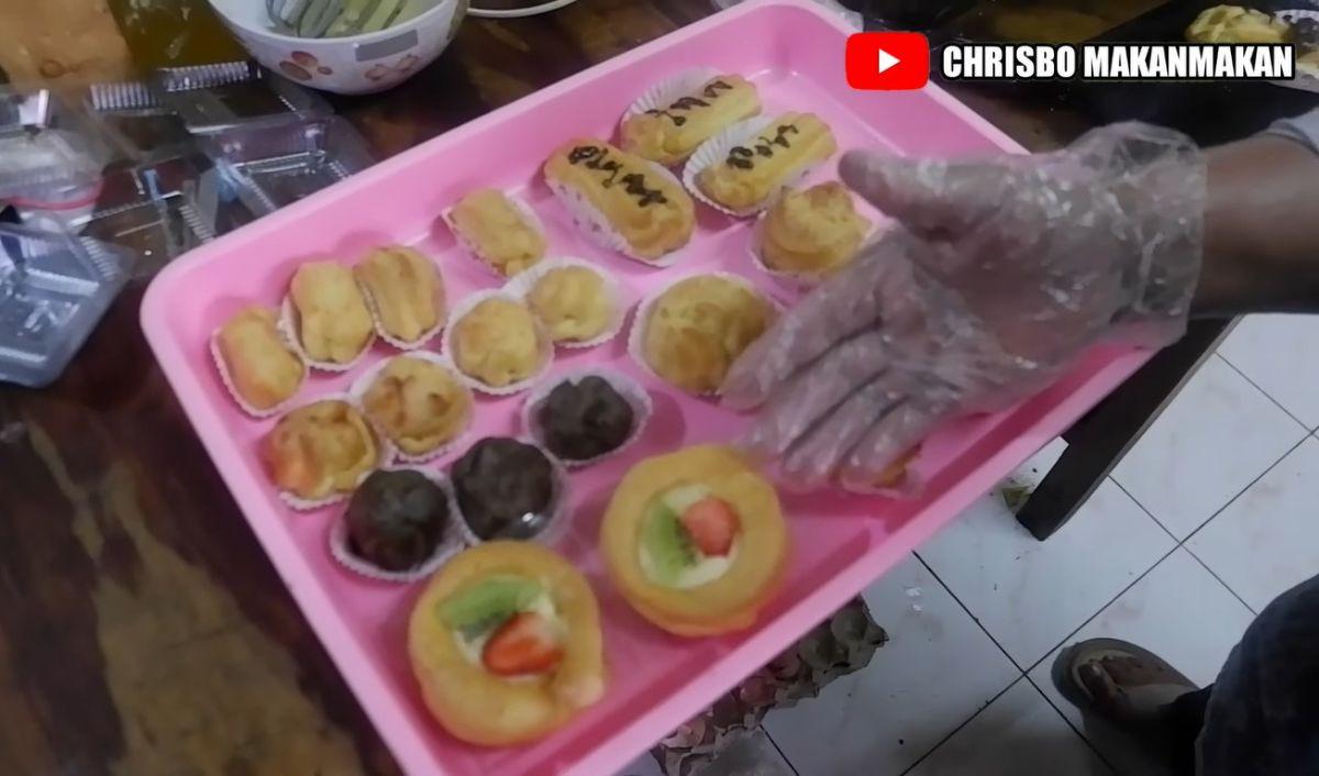 Jual Aneka Jajanan Pasar