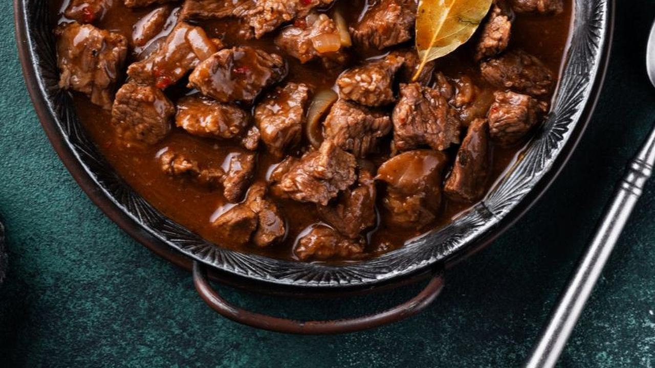 Resep Semur Daging Sapi yang Lezat Menggugah Selera, Begini Bahan yang Harus Disiapkan