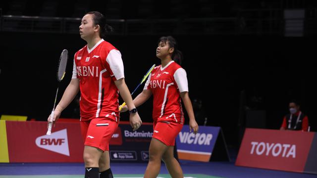 Melani Mamahit/Tryola Nadia