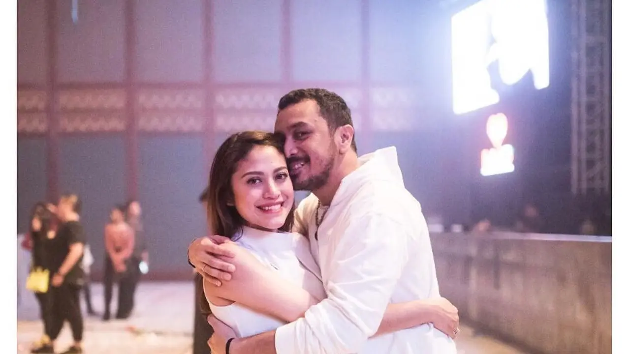 [Bintang] Giring Nidji dan Cynthia Riza