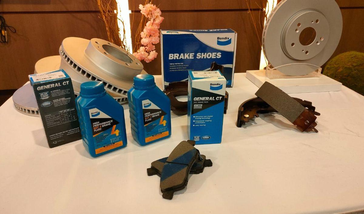 Selain di bengkel modern, Bendix di Indonesia juga punya official store di Tokopedia.&nbsp; <br>Menariknya, official store Bendix di Indonesia promo gratis pemasangan di 3 bengkel mitra: Otoklix, Warna Warni Ban, dan YT Auto Service.&nbsp;