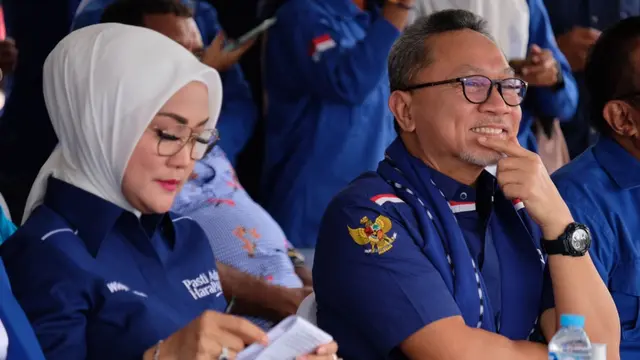 Ketua Umum Partai Amanat Nasional (PAN), Zulkifli Hasan menghadiri deklarasi Widya Pratiwi Murad