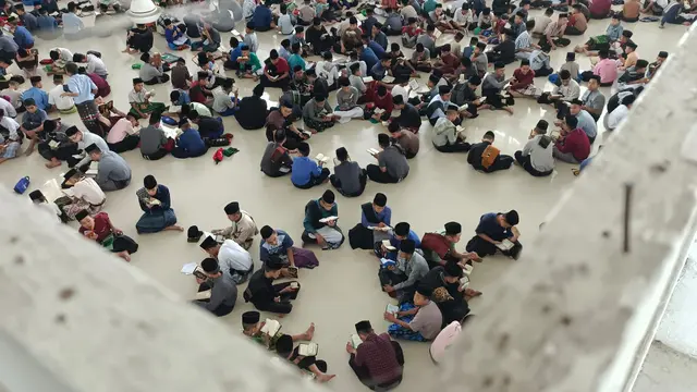 Tadarusan Berjamaah