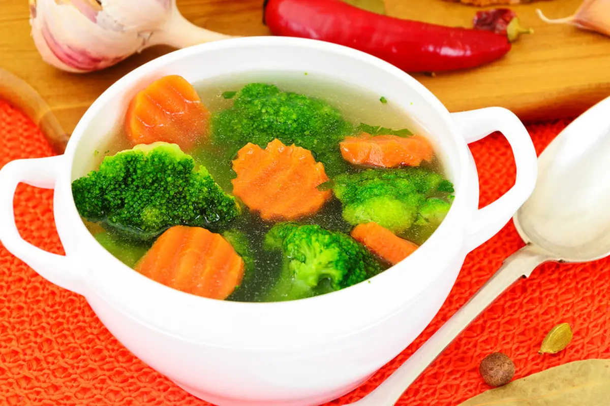 sayur bening brokoli wortel
