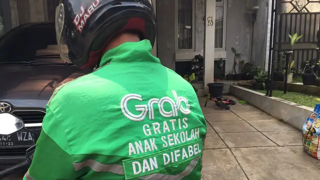Pak Saib, Sopir Grab gratiskan anak sekolah dan difabel