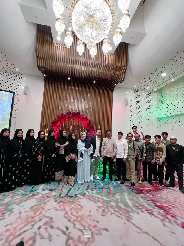 Tasyakuran Pulang Haji Rieta Amilia