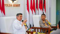 Kepala Badan Nasional Penanggulangan Terorisme Republik Indonesia (BNPT RI) Komjen Pol Mohammed Rycko Amelza Dahniel dalam Kegiatan Kunjungan Kerja BNPT RI ke Polda Sumut pada Selasa, 23 Januari 2023, di Ruang Pertemuan Polda Sumut