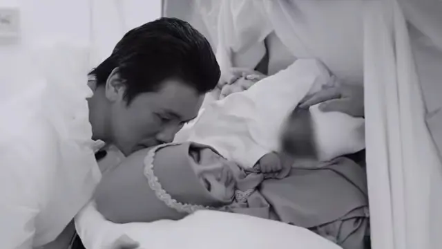 Syahrini saat melahirkan anak pertama. [@princessyahrini]