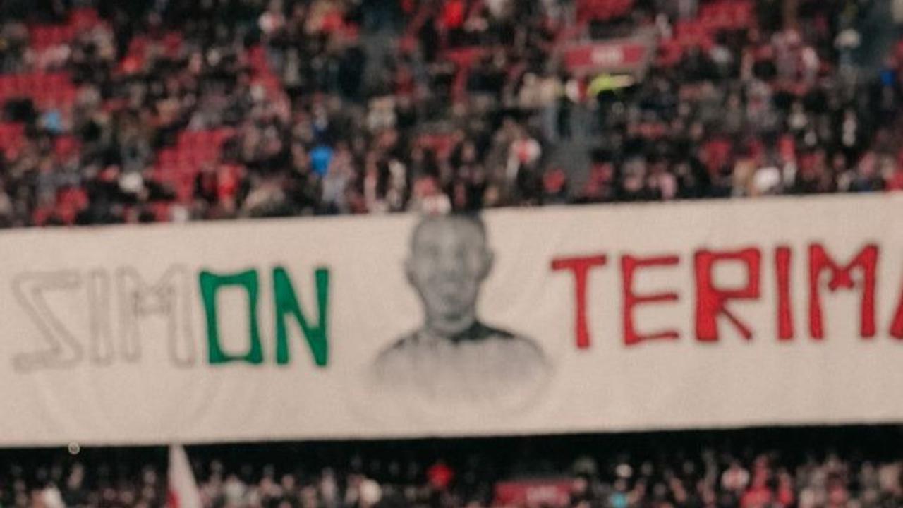 Dianggap Berjasa Bagi Klub Ajax Amsterdam, 'Orang' Maluku Ini Dapat Penghargaan, Ternyata Sosoknya Tak Sembarangan