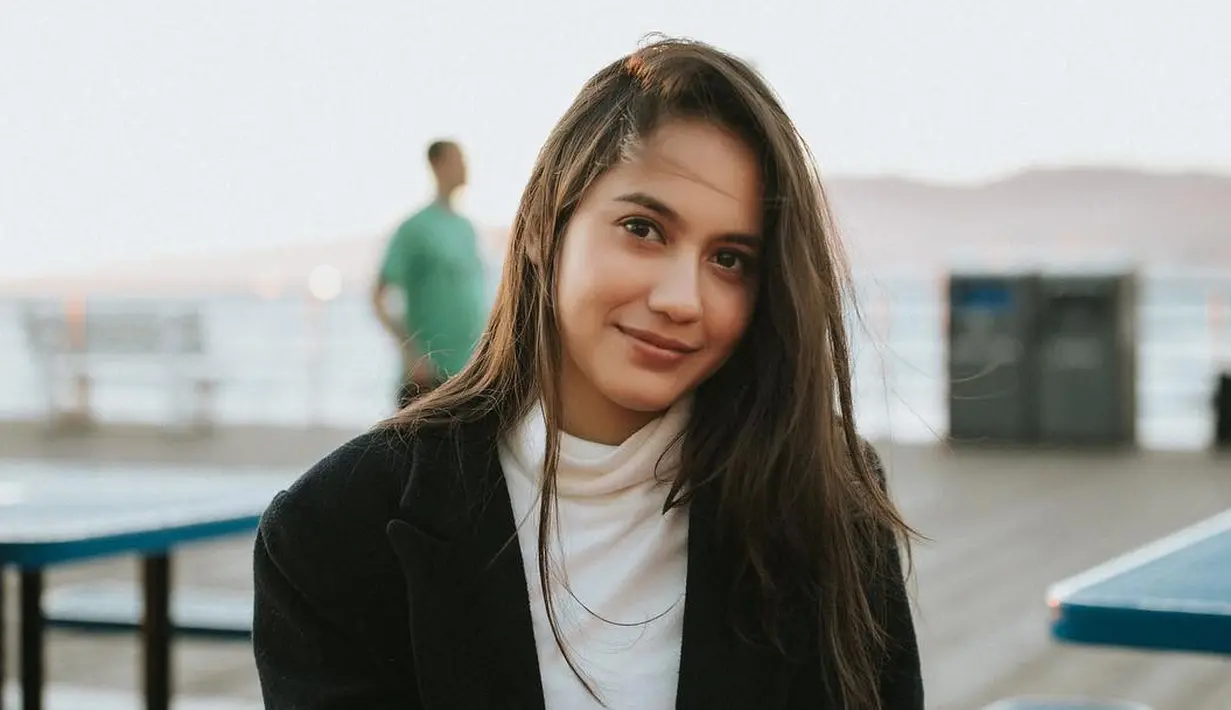 Tak hanya itu, Pevita pun membeberkan hal yang menjadi PRnya dalam mendalami karakter. (instagram/pevpearce)