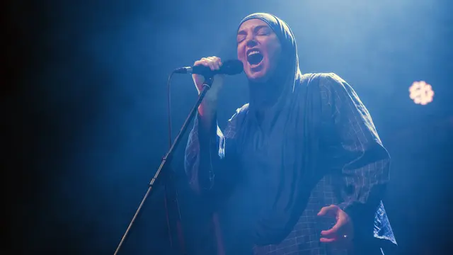 Penyanyi Sinead O'Connor Meninggal Dunia