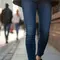 Apa Itu Skinny Jeans? Pengertian, Sejarah, Ciri-Ciri, dan Tips Memakainya