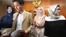 Elma Theana usai memberi keterangan seputar dugaan pelecehan seksual yang dilakukan Gatot Brajamusti terhadap anak di bawah umur, Jakarta, Selasa (20/9).  (Liputan6.com/Immanuel Antonius)