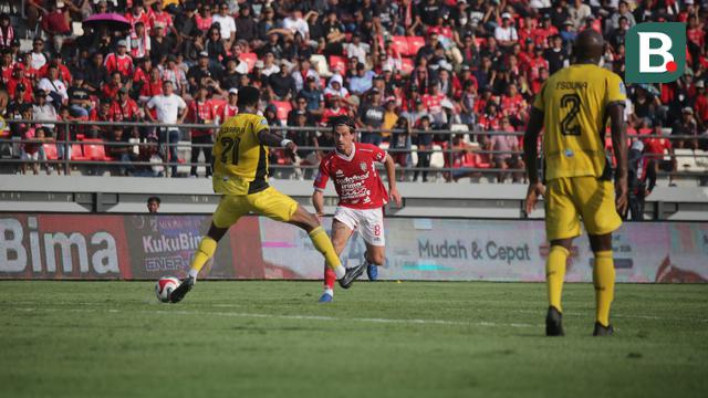 Bali United Vs Semen Padang