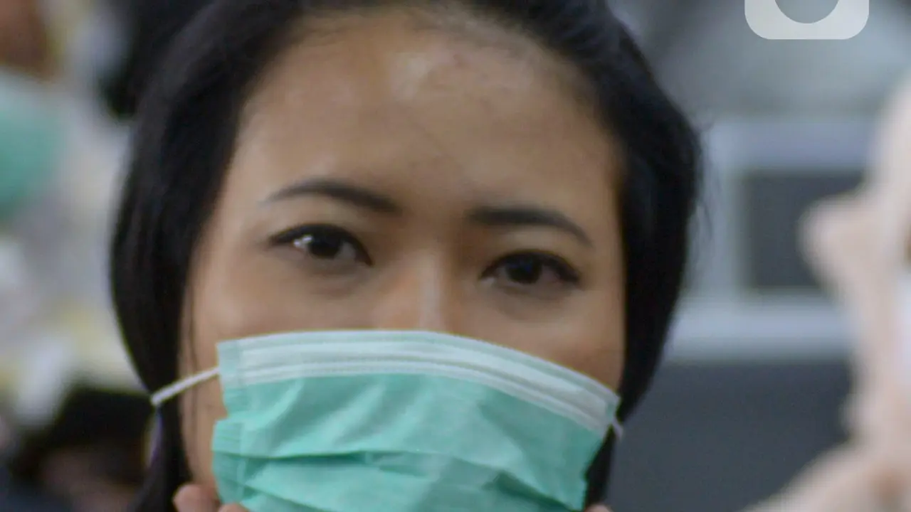 Antisipasi Virus Corona di Stasiun Gambir
