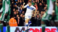 Gol Giaccherini Selamatkan Italia dari Kekalahan