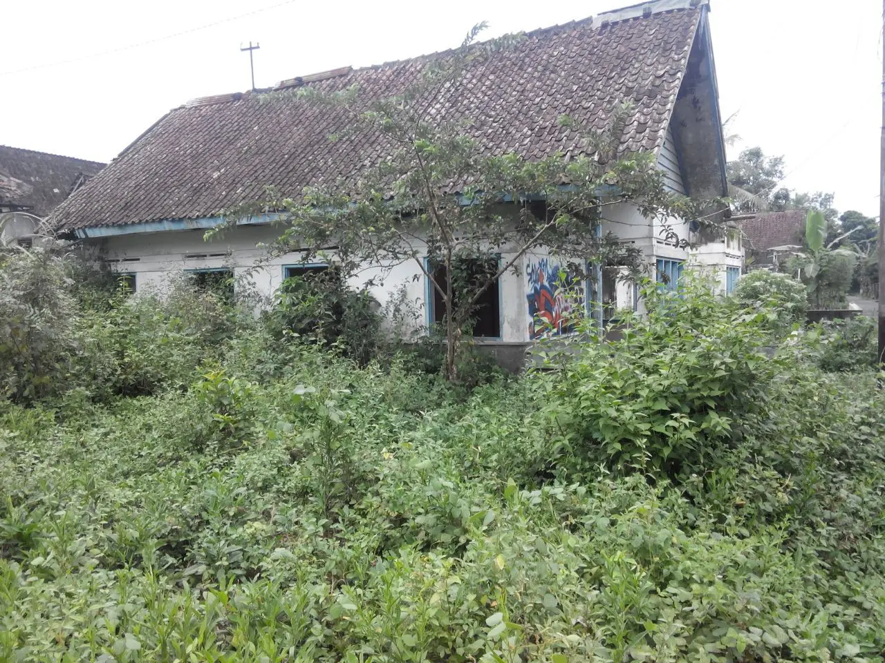 Bentuk rumah dinas karyawan pabrik kertas PN Blabak. (foto: Liputan6.com/edhie prayitno ige)