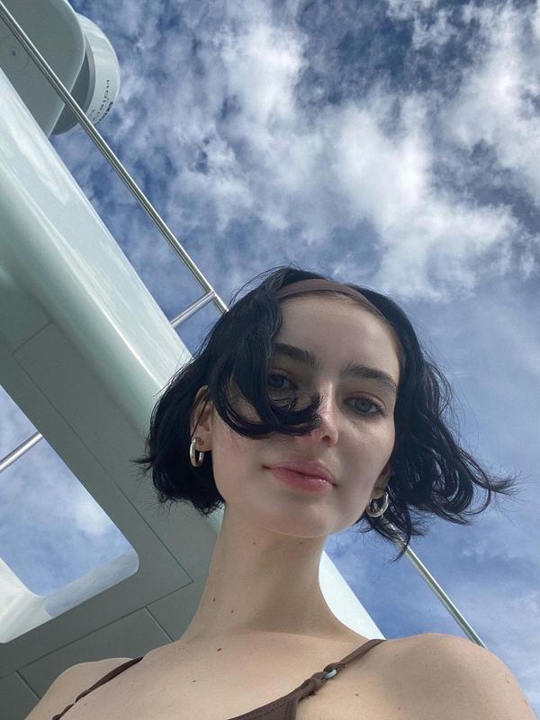 Potret terbaru Meadow putri Paul Walker yang beranjak dewasa. (Sumber: Instagram/@meadowwalker)