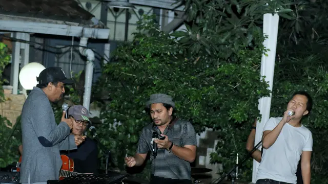 [Bintang] Trio Lestari di Last Melody for Mike Mohede