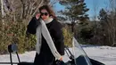 <p>Kali ini Gisel memilih untuk menghabiskan waktu di Sapporo, Jepang, bersama tim dari Madame Gie, brand kosmetik miliknya. [@gisel_la].</p>