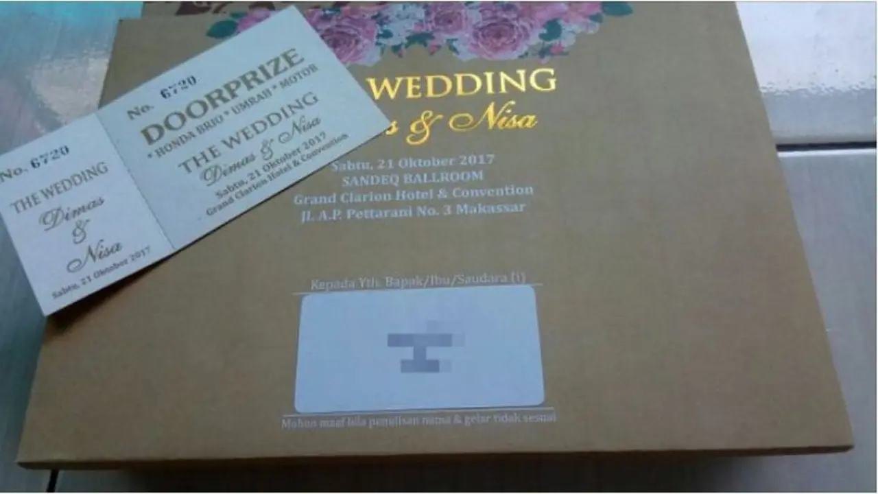 Pengantin Ini Sediakan Doorprize, Hadiahnya Mobil Hingga Umrah