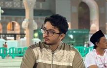 Foto-foto Bryan Domani saat Berada di Tanah Suci, Penampilannya Bikin Salfok