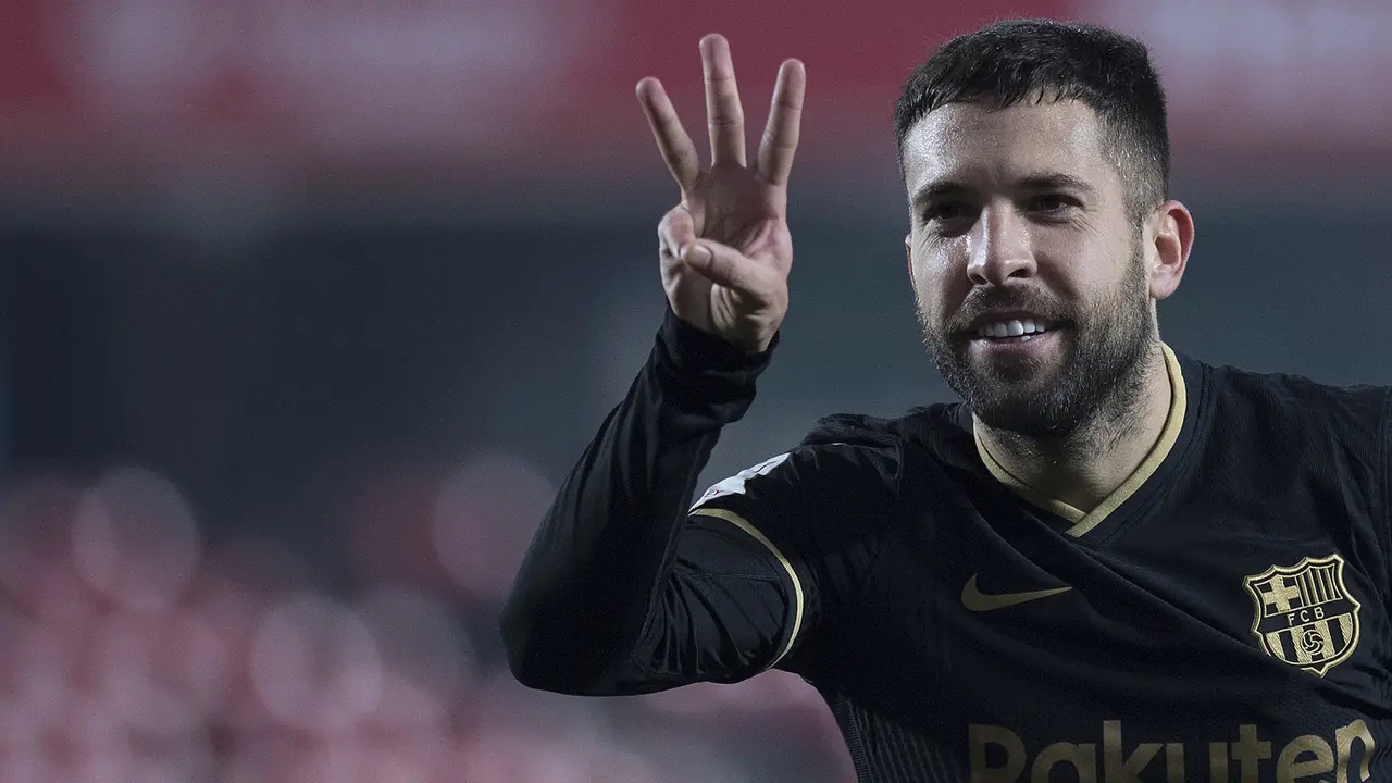FOTO: Jordi Alba Hattrick, Barcelona Menang Dramatis 5-3 atas Granada dan Lolos ke Semifinal Copa del Rey