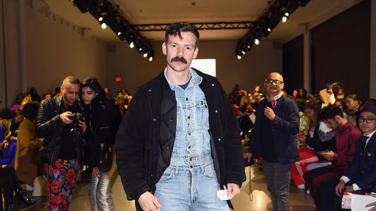 Victoria's Secret Bajak Adam Selman Mantan Kepala Desain Savage x Fenty Jadi Direktur Kreatif