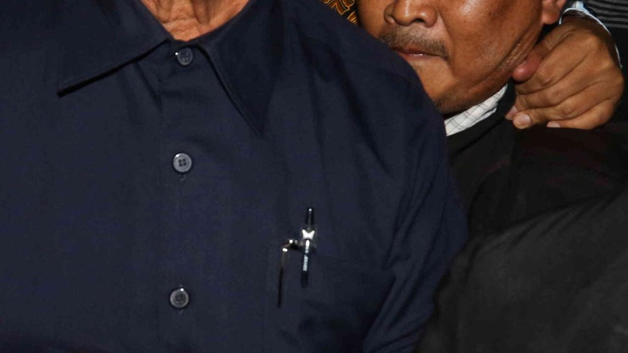 Momen kedatangan pimpinan Pondok Pesantren Al-Zaytun itu juga diwarnai kericuhan antara pengawal Panji dengan para wartawan.