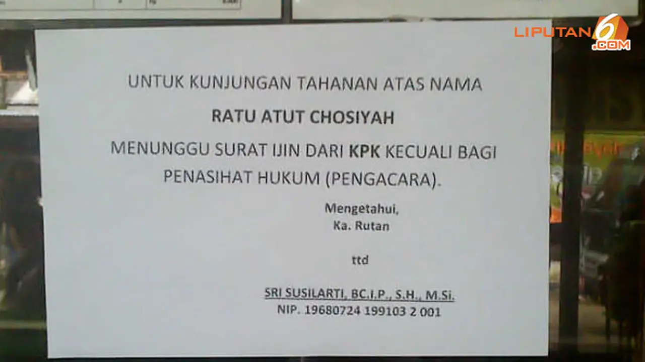 dilarang-jenguk-atut-131223b.jpg