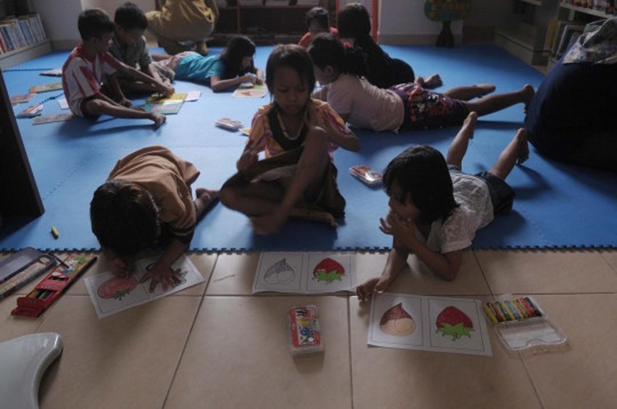 Keceriaan bocah Kp Pulo manfaatkan area Rusunawa jadi lahan bermain