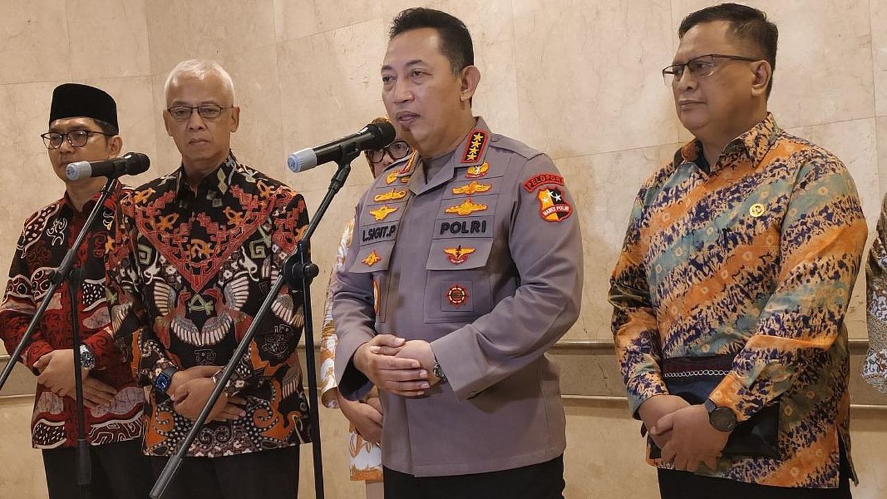VIDEO: Tegas Kapolri di DPR, Bongkar Judi Online Kamboja, Kasus Komdigi & Sadbor Ditangkap