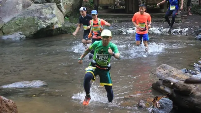 Yuk Belari Dengan Latar Belakang Alam di Ijen Green Run 2017